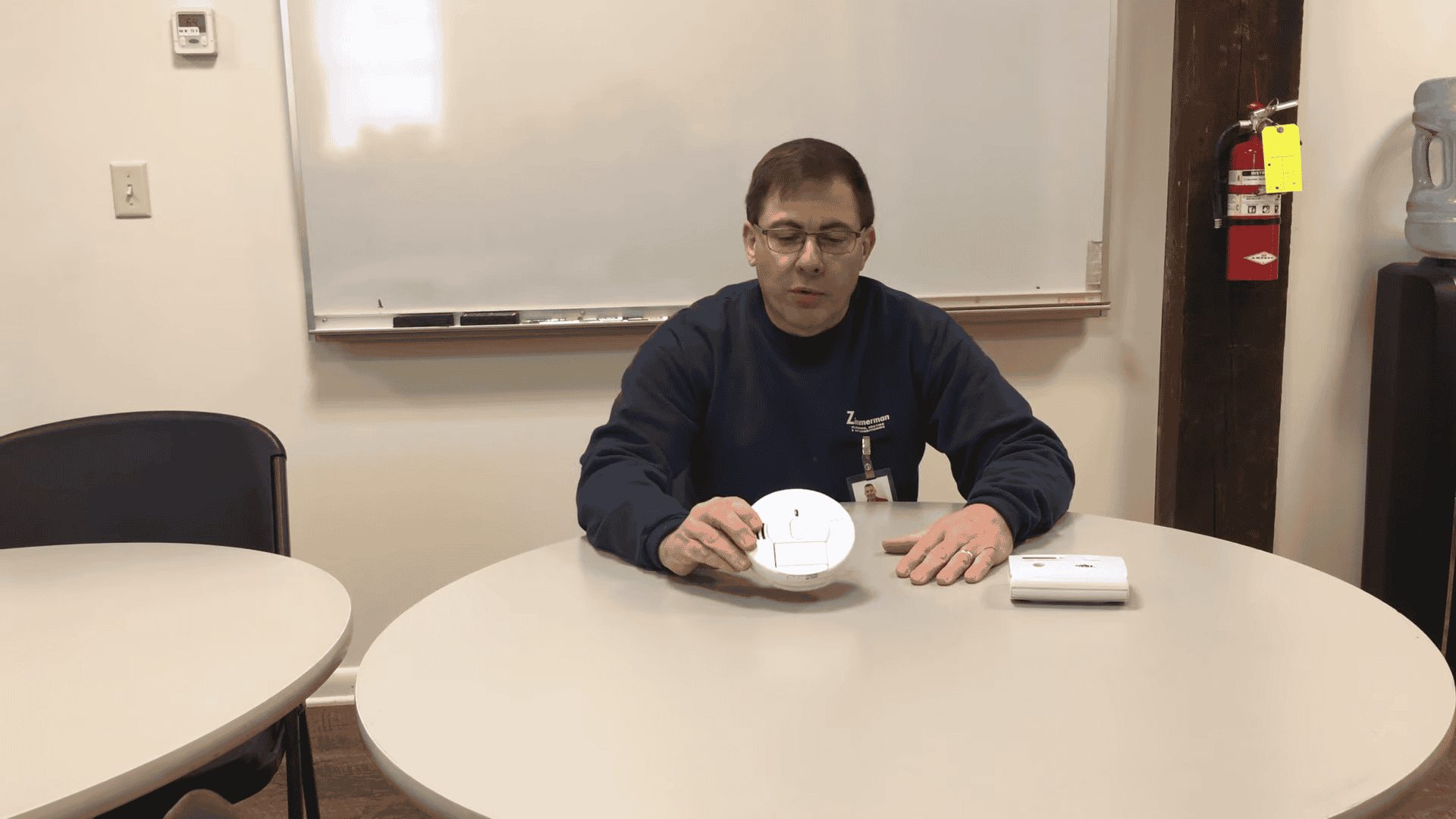 How-to-Change-Batteries-in-Your-Smoke-or-CO-Detector-0-8-screenshot